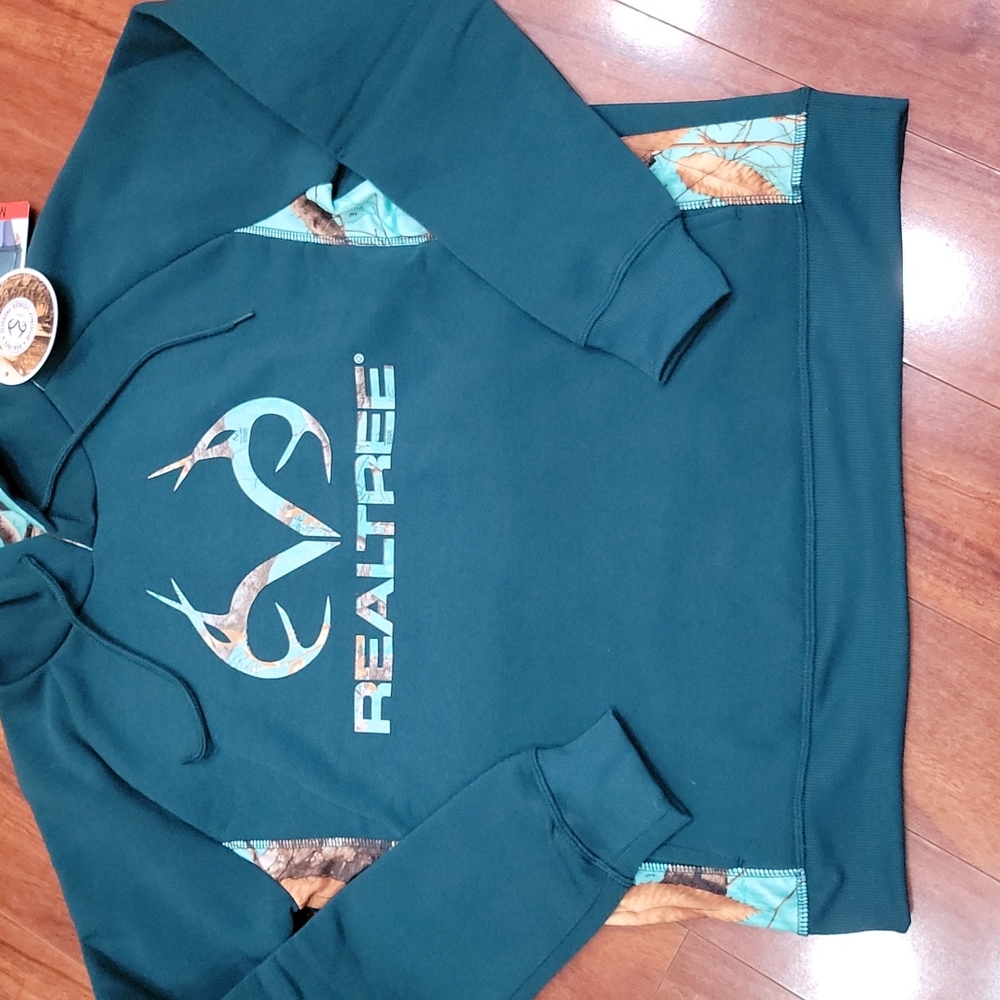 NWT Realtree camo hoodie - Picture 6 of 11